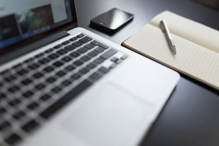 How to write about techmapz.com in a way that builds trust