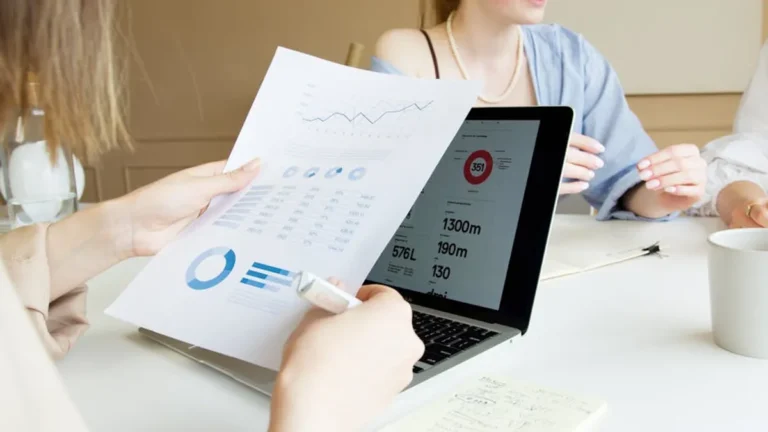 Techhence Review: What It Is, Features, Safety, and Alternatives