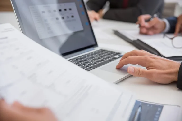 Techlawnews Review: What It Is, Features, Safety, and Alternatives
